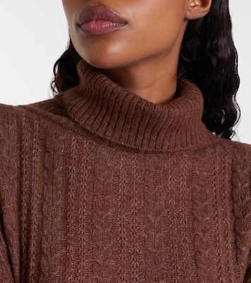 Set aus Minikleid und Overknee-Strümpfen | Aya Muse