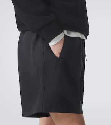 Shorts Julian aus Leinen und Seide | Umit Benan