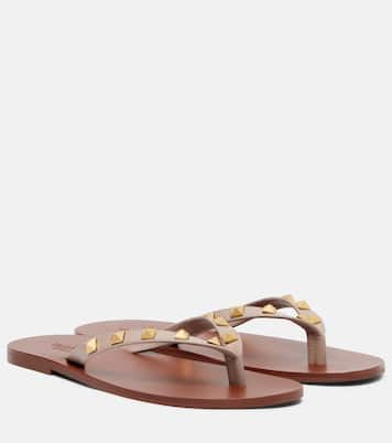 Rockstud leather thong sandals | Valentino Garavani