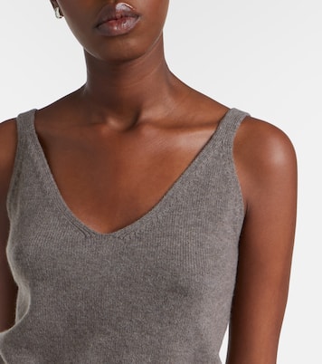 Violia cashmere crop top | Lisa Yang