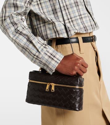 Bang Bang Intrecciato leather vanity bag | Bottega Veneta