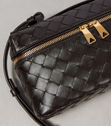 Bang Bang Intrecciato leather vanity bag | Bottega Veneta