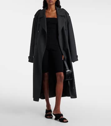 Top | Entire Studios