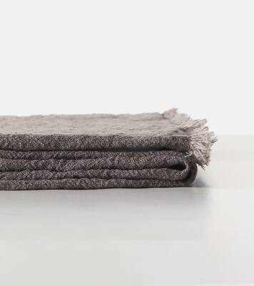 Linen crêpe throw | Maison de Vacances