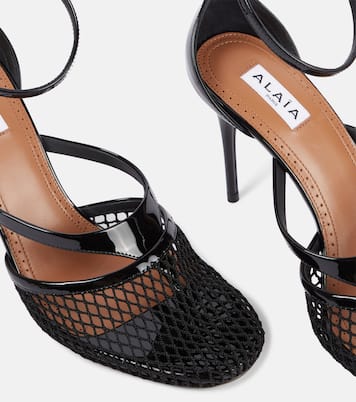 Infradito 90 fishnet patent leather pumps | Alaïa