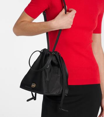 Bolso saco Rory Medium con piel | Khaite