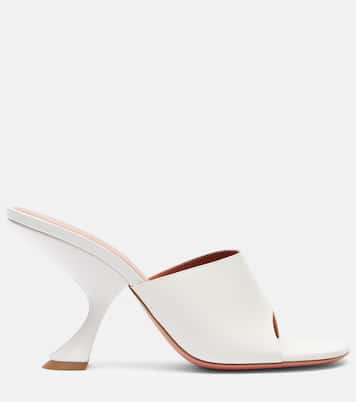 Pantoletten Taylor 90 aus Leder | Amina Muaddi