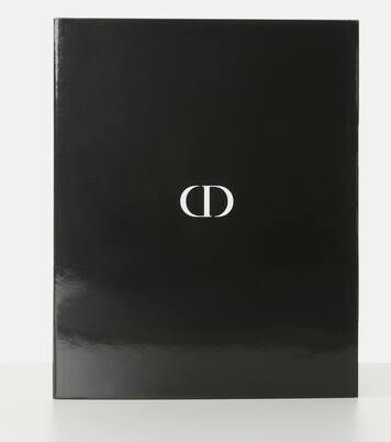 كتاب Dior لـ Raf Simons | Assouline