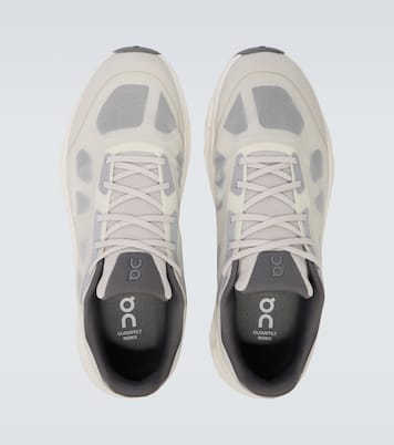 Cloudtilt Remix running shoes | On