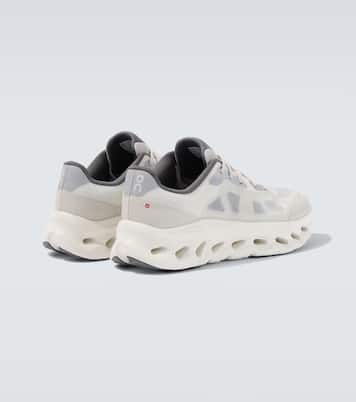Cloudtilt Remix running shoes | On