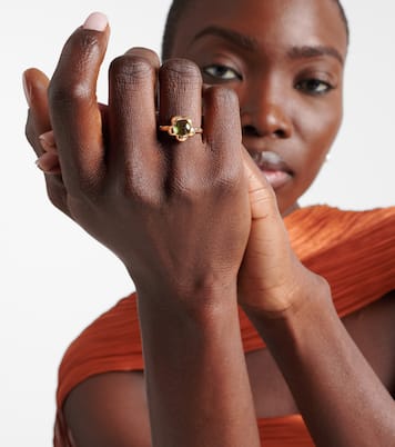 Kensington 14kt gold pinky ring with peridot | Stone and Strand
