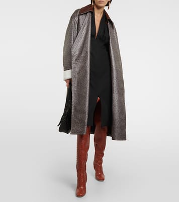 Embossed leather coat | Bottega Veneta