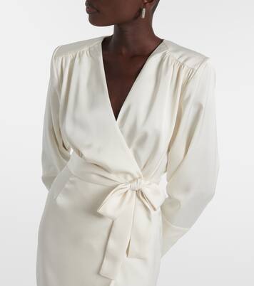 فستان لف من الساتان | Rotate