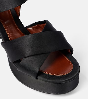 Plateausandalen Lyna aus Satin | See By Chloé