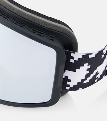 Ski goggles | Perfect Moment