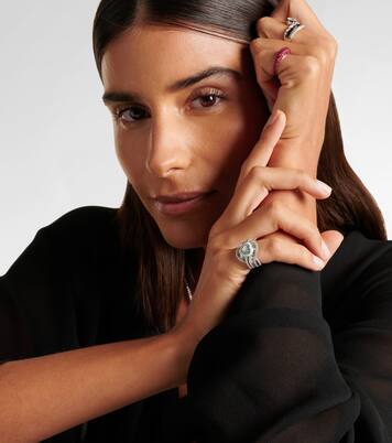 18kt white gold and titanium pinky ring with diamonds | Kamyen