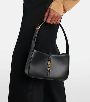 Le 5 à 7 leather shoulder bag | Saint Laurent