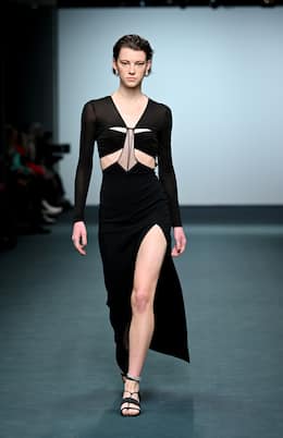 Maxikleid aus Jersey mit Cut-outs | Nensi Dojaka