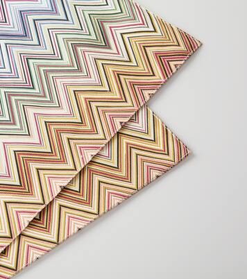 طقم مفرش سفرة من القطن بنقشة زك زاك Andorra عدد 2 | Missoni
