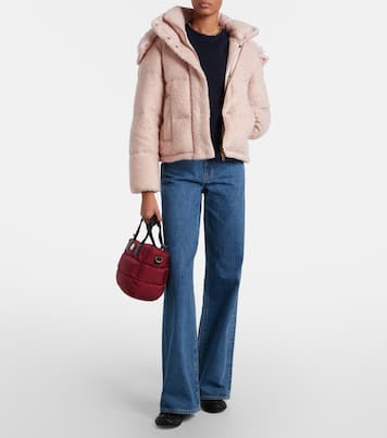 جاكيت من البوكليه محشوة بريش الإوز بغطاء للرأس Virieu | Moncler