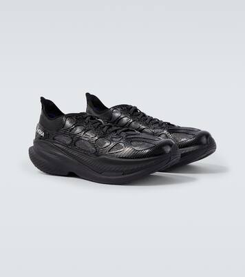 Mach x Caged – Baskets  | Hoka One One