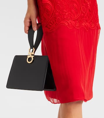 Small patent leather clutch | Ferragamo