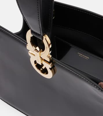Small patent leather clutch | Ferragamo