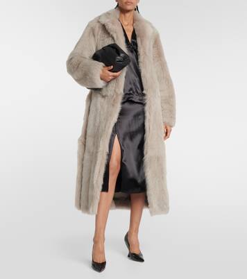 Belted shearling coat | Bottega Veneta