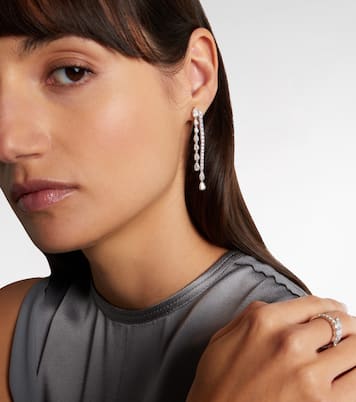 Classics Twist 18kt white gold earrings with diamonds | Bucherer Fine Jewellery