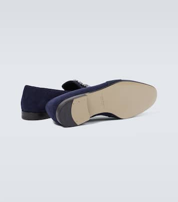 Carlton 임벨리시드 스웨이드 로퍼 | Manolo Blahnik