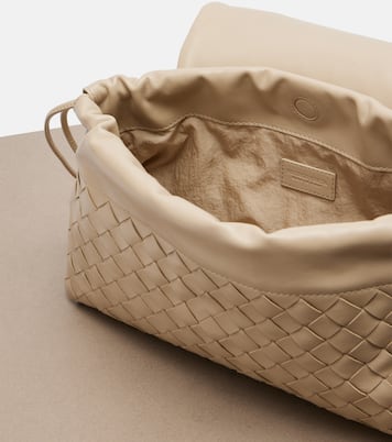 Schultertasche Giorno Small aus Leder | Bottega Veneta