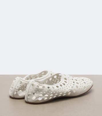 Picture 4 out of 6