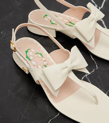 Bowow 25 leather thong sandals | Valentino Garavani