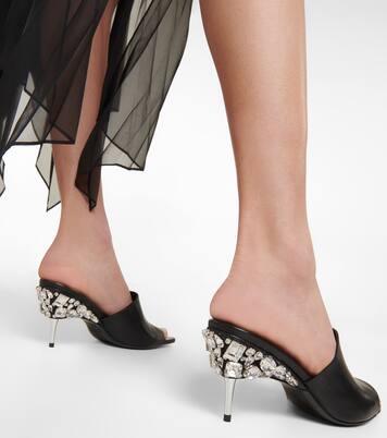 Verzierte Pantoletten aus Leder | Peter Do