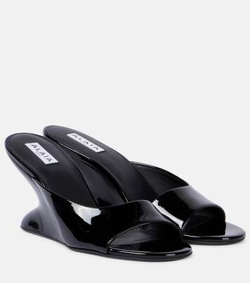 Curve 75 patent leather wedge mules | Alaïa