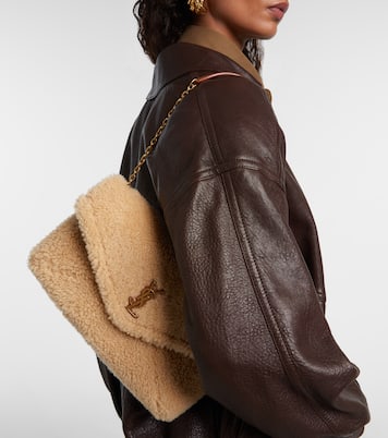 Cassandre Envelope shearling shoulder bag | Saint Laurent