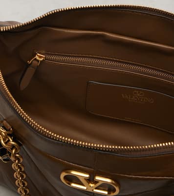 Panthea Medium leather tote bag | Valentino Garavani