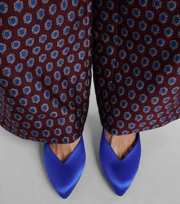 Not Half Bad 95 satin pumps | Herbert Levine