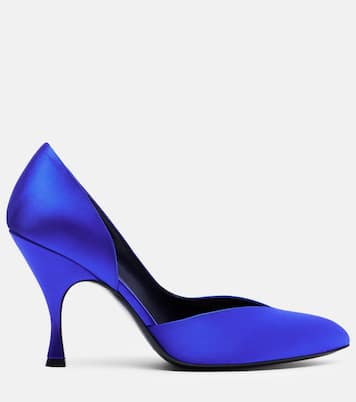 Not Half Bad 95 satin pumps | Herbert Levine