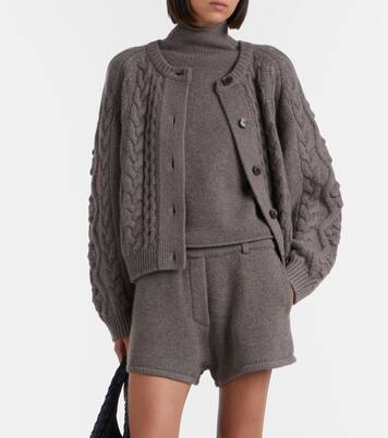 Fride cashmere turtleneck sweater | Lisa Yang