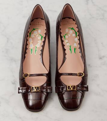 Bowow 45 croc-effect leather pumps | Valentino Garavani