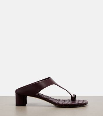 Livia Intrecciato leather thong sandals | Bottega Veneta
