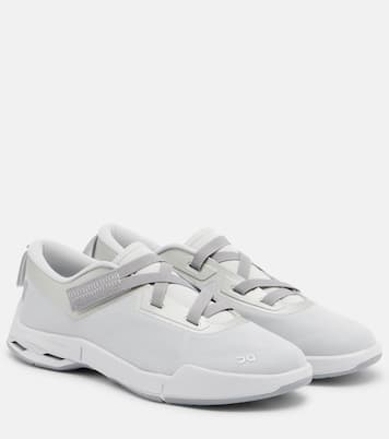 x Zendaya Cloudnova Moon sneakers | On