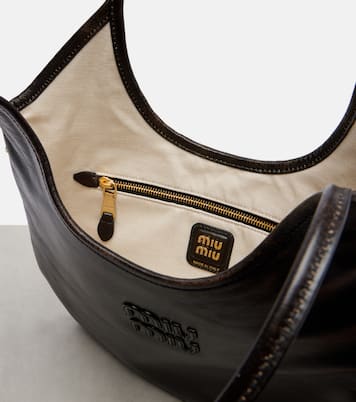 Ivy distressed leather shoulder bag | Miu Miu