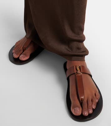 Sandali infradito Cassandre in pelle | Saint Laurent