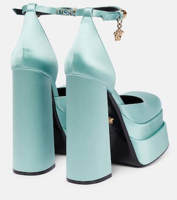 Plateau-Pumps Medusa Aevitas aus Satin | Versace