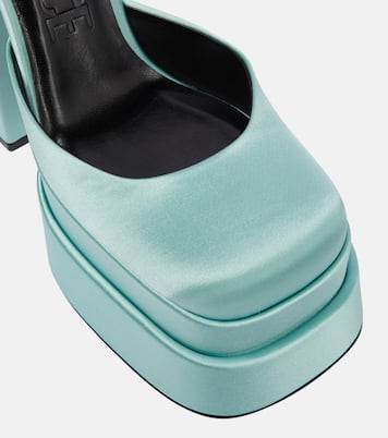 Plateau-Pumps Medusa Aevitas aus Satin | Versace