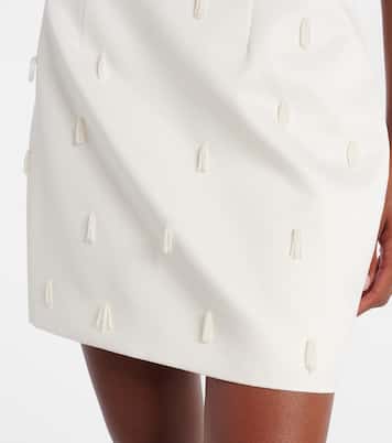 Robe en satin à encolure bardot | Rotate