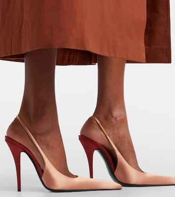 Deroche 110 crêpe satin slingback pumps | Saint Laurent