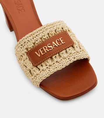 Mules in rafia e pelle con logo | Versace